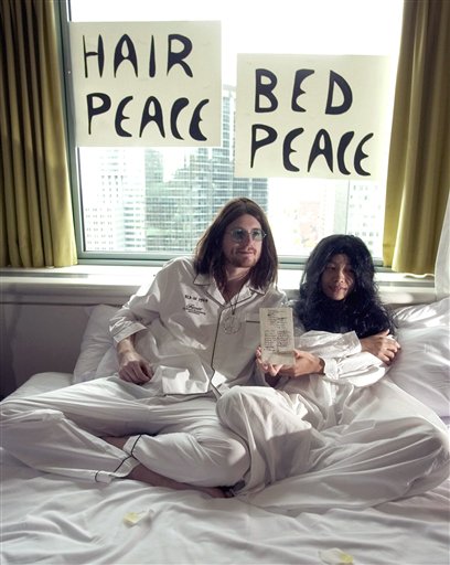 John+lennon+and+yoko+ono+bed+protest